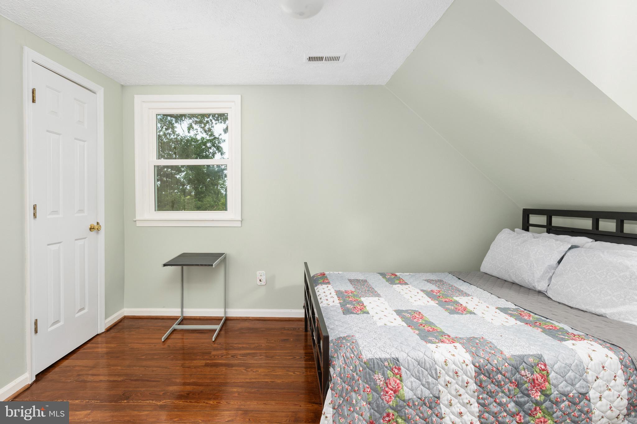 20947 Ridge Road Colonial Beach, VA 22443 - Photo 29 of 65 Bedroom 2