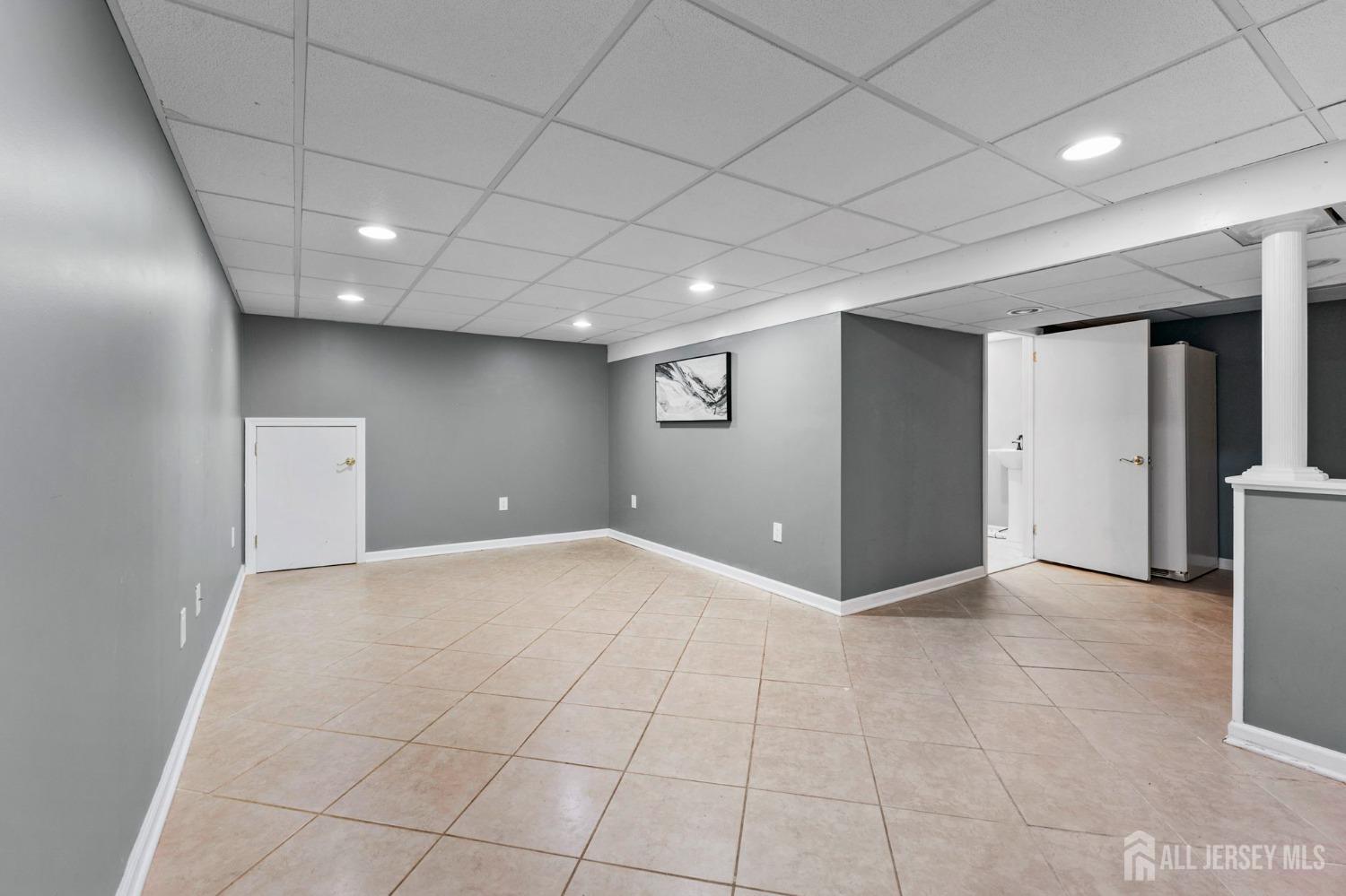 23 Alton Road Hamilton, NJ 08619 - Photo 21 of 40