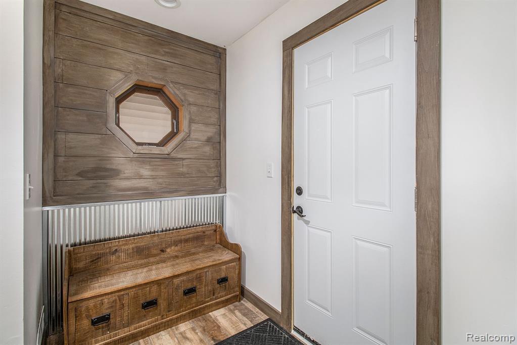 10330 East Potter Road Davison, MI 48423 - Photo 7 of 45 Gallery Image 7