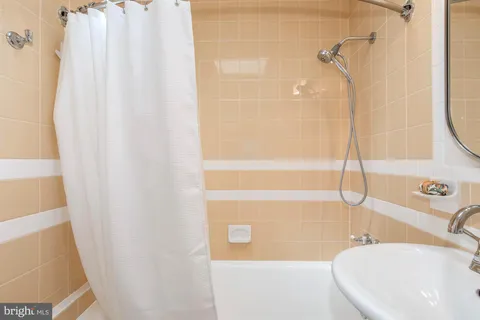 $700,000 | 1364 Sheridan Street Northwest, Washington, DC 20011