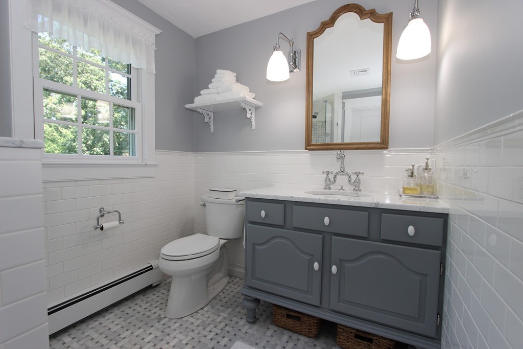 14 Thomas Road Berkley, MA 02779 - Photo 26 of 30 Gallery Image 26
