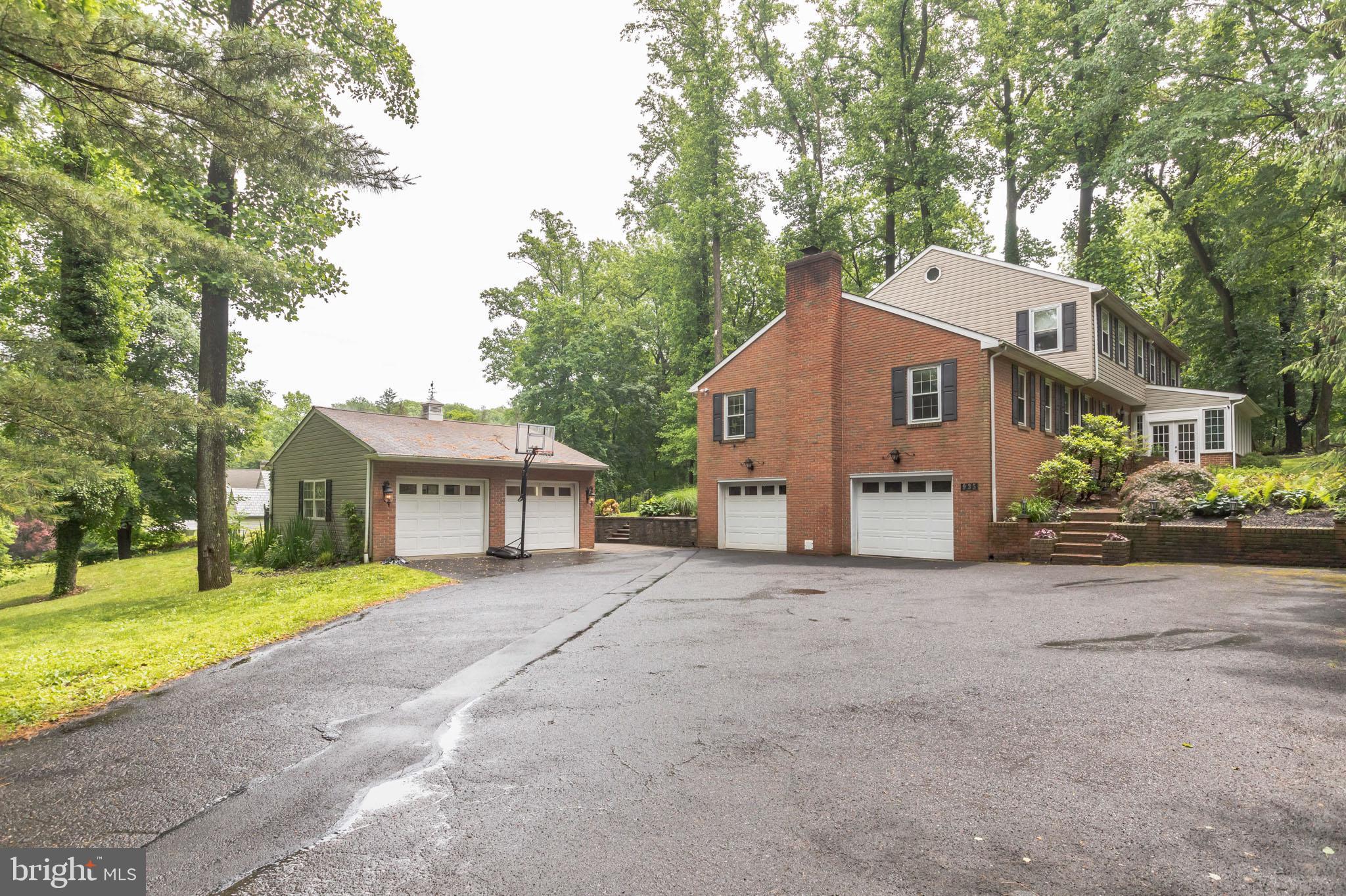 935 Rydal Road Jenkintown, PA 19046 - Photo 3 of 36