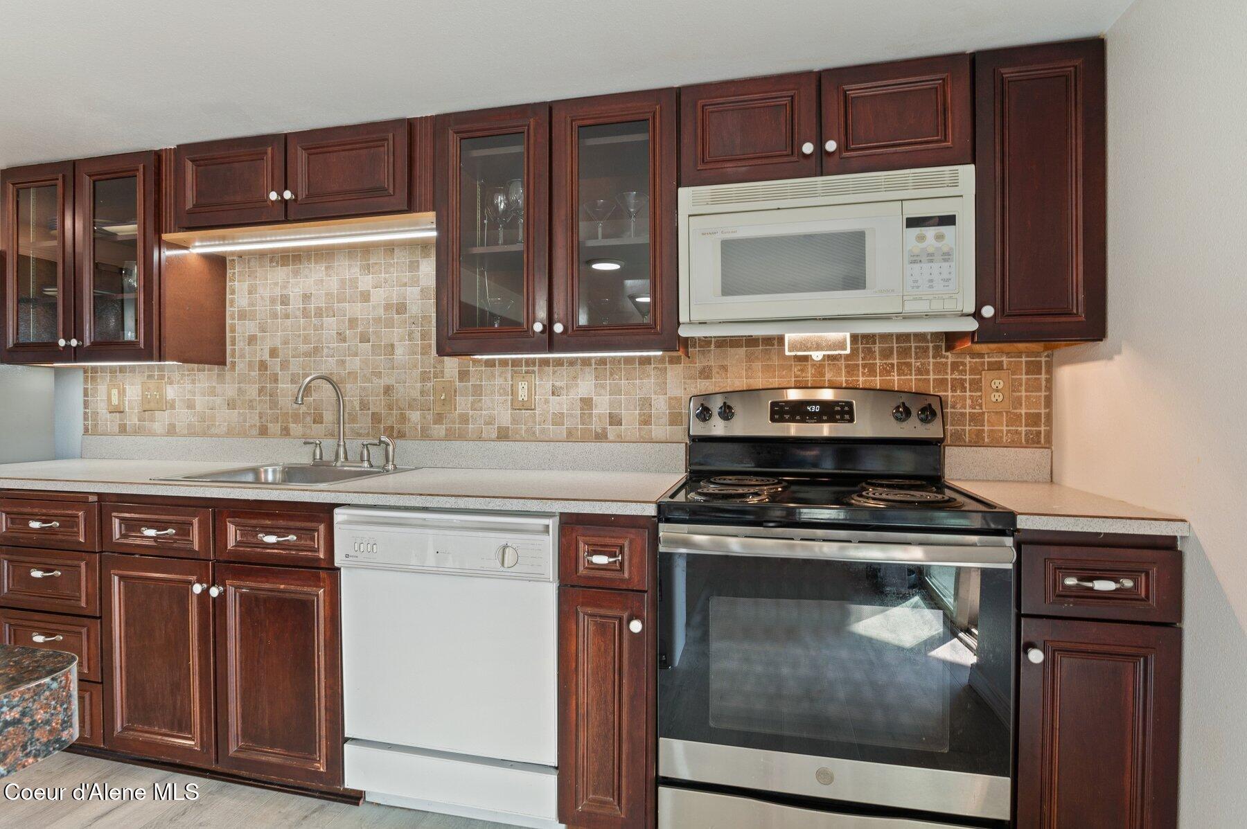 311 School Road Hope, ID 83836 - Photo 24 of 60 Kitchen Downstairs