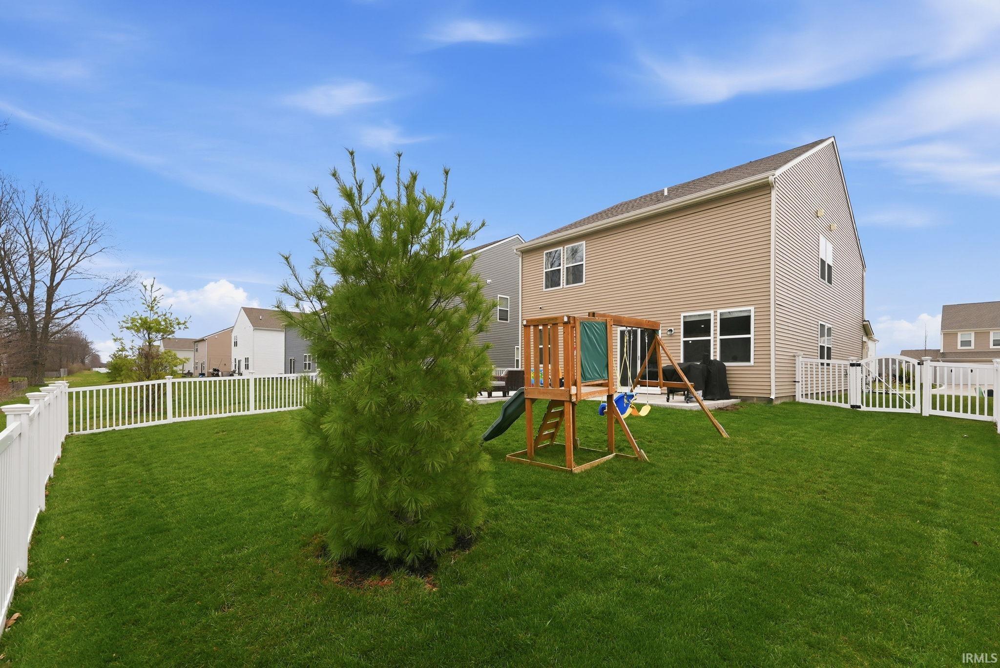9208 Larson Drive Pendleton, IN 46064 - Photo 11 of 35
