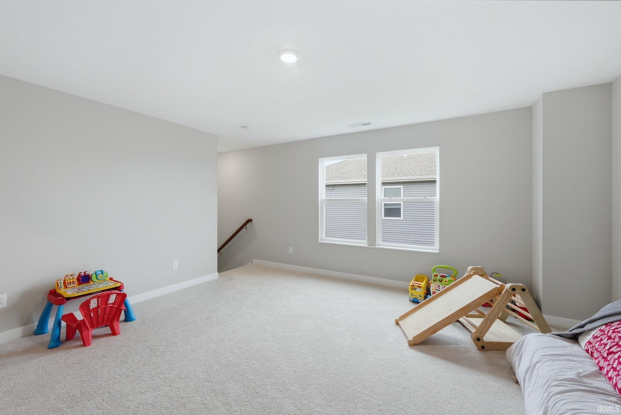 9208 Larson Drive Pendleton, IN 46064 - Photo 28 of 35