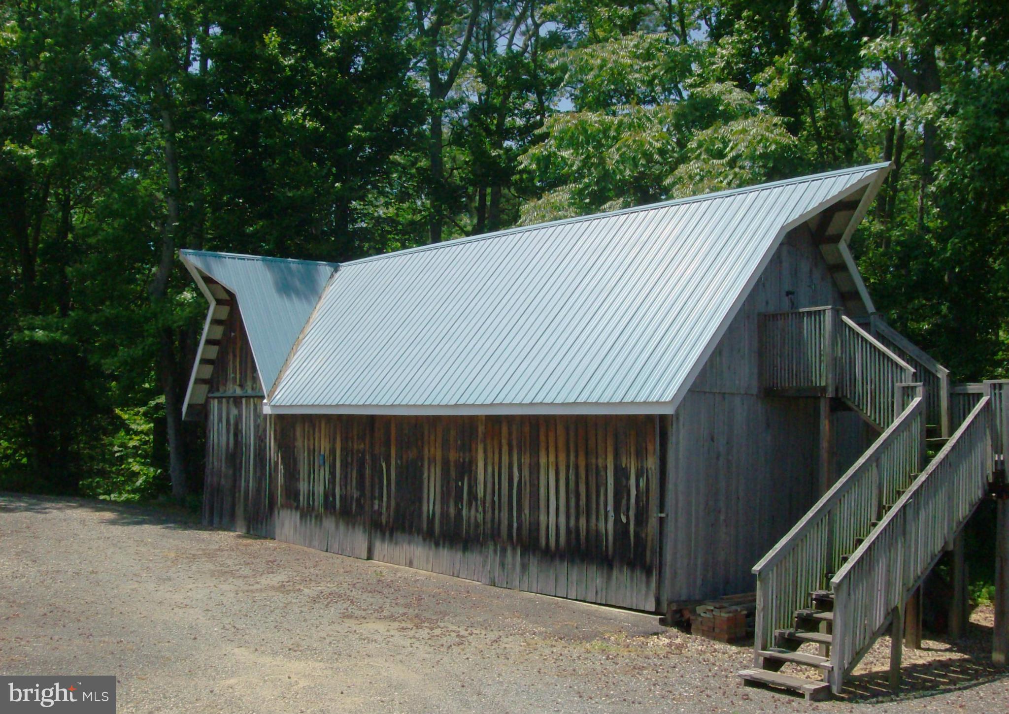 9425 Mackall Road St. Leonard, MD 20685 - Photo 20 of 26 2 story T shaped barn