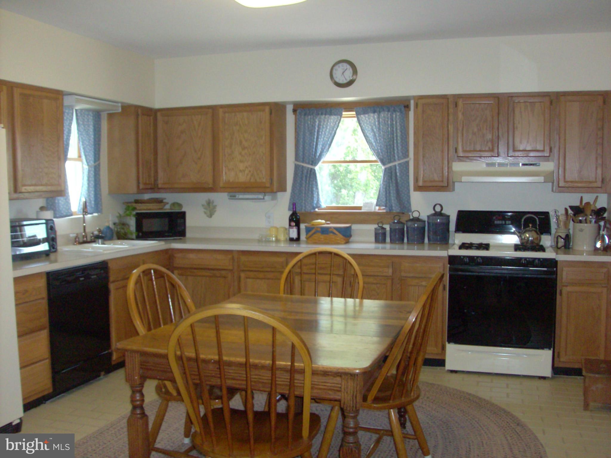9425 Mackall Road St. Leonard, MD 20685 - Photo 7 of 26 Kitchen