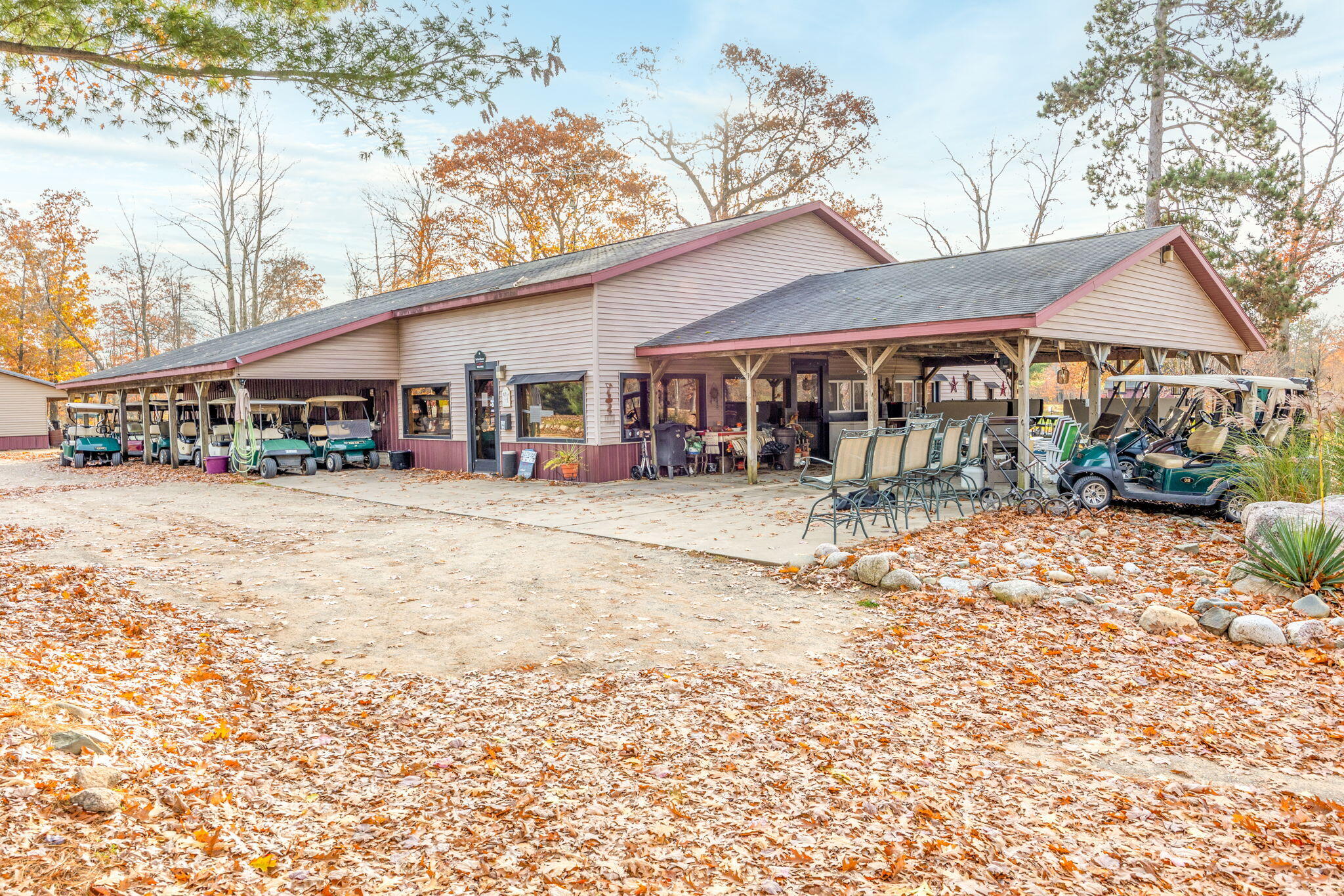 17 East 17 Mile Road Reed City, MI 49677 - Photo 4 of 65 17-web-or-mls-5L7A9710-Edit
