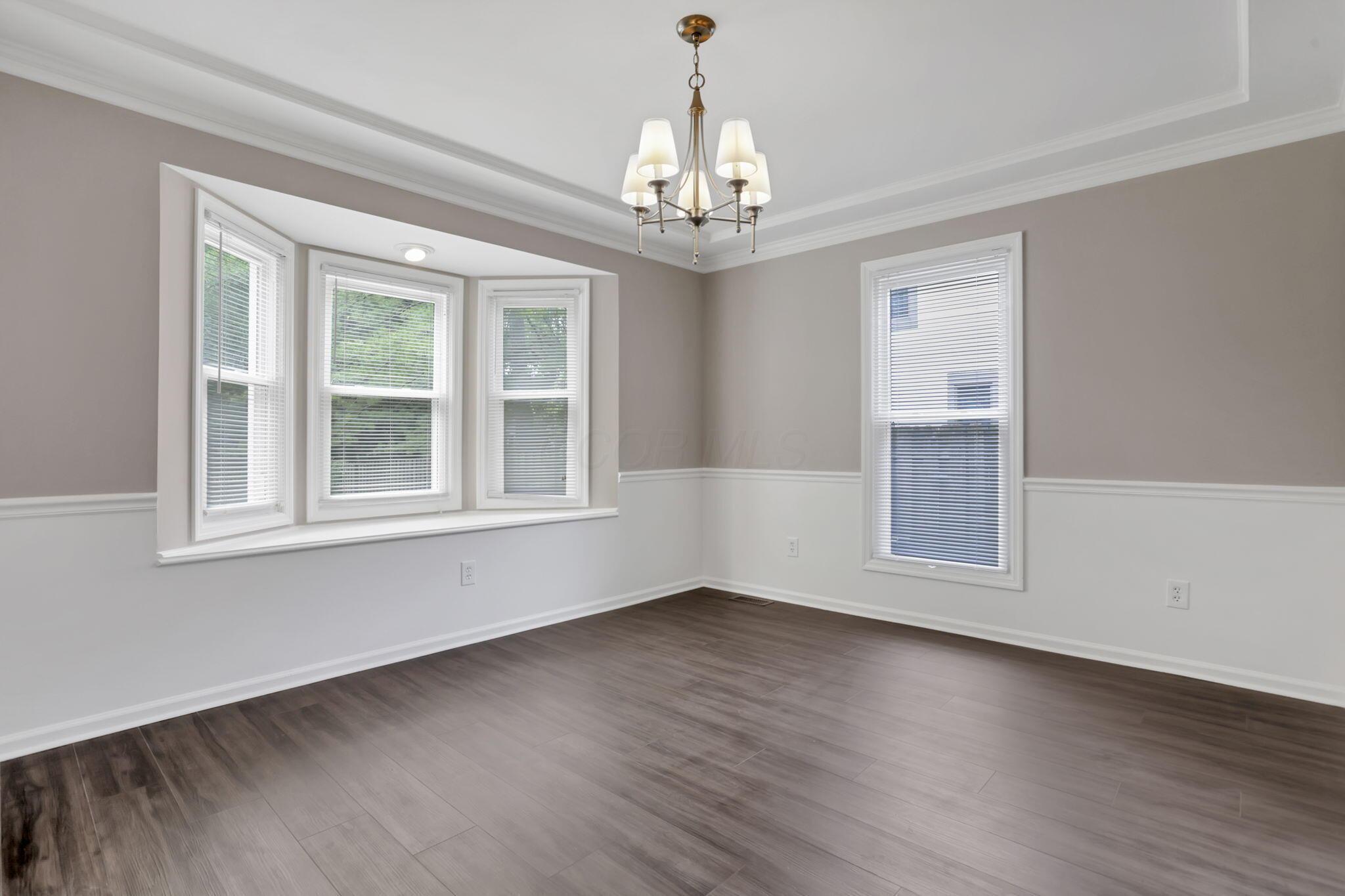 7048 Fitzgerald Road Dublin, OH 43017 - Photo 15 of 73 15-web-or-mls-4E7A4521