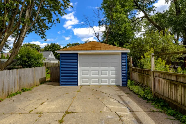 $199,900 | 3522 North 95th Street, Milwaukee, WI 53222