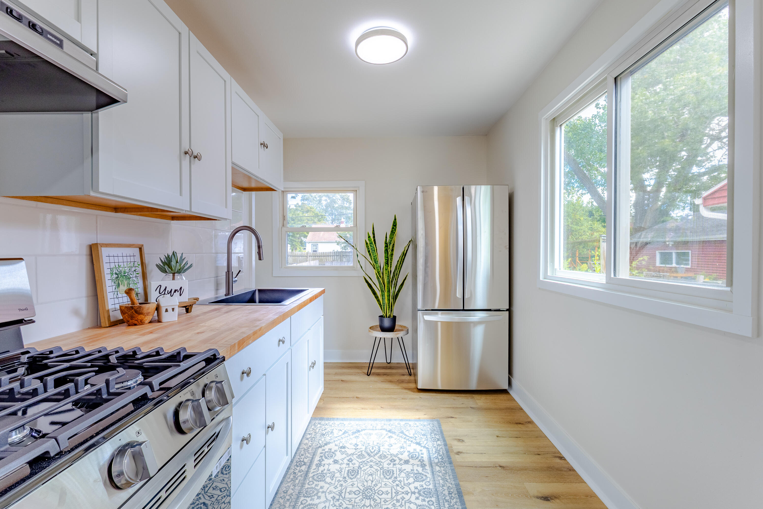 3522 North 95th Street Milwaukee, WI 53222 - Photo 8 of 23 Brand new kitchen