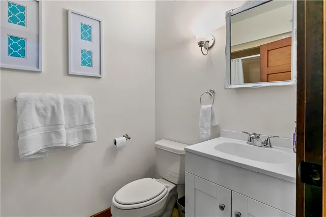 $799,000 | 180 West Main Road, Little Compton, RI 02837