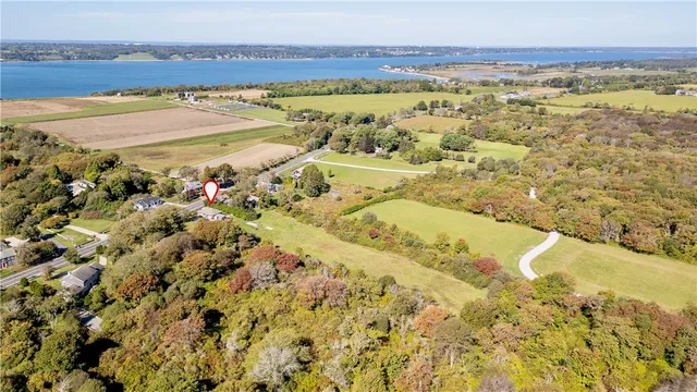 $799,000 | 180 West Main Road, Little Compton, RI 02837
