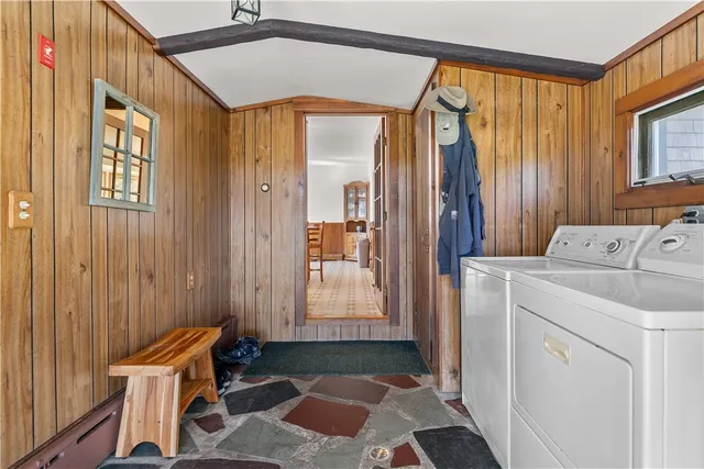 $799,000 | 180 West Main Road, Little Compton, RI 02837