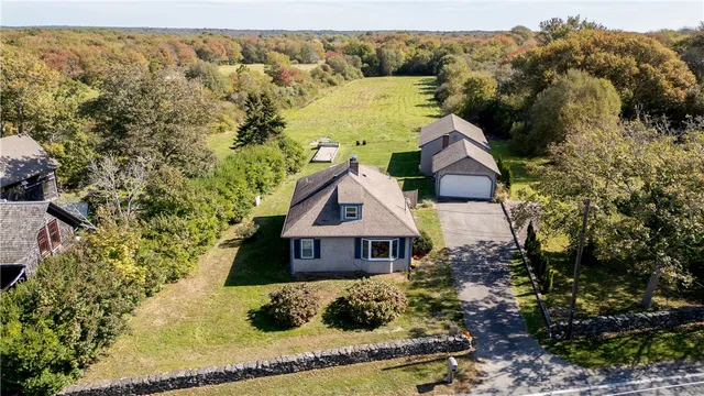 $799,000 | 180 West Main Road, Little Compton, RI 02837