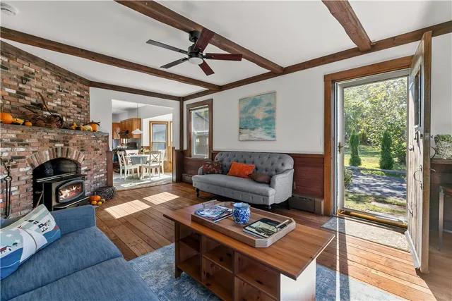 $799,000 | 180 West Main Road, Little Compton, RI 02837