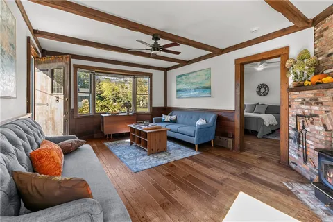 $799,000 | 180 West Main Road, Little Compton, RI 02837