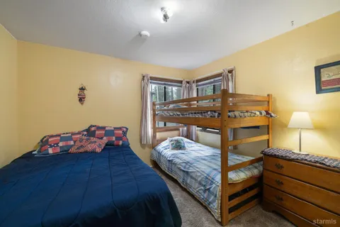 $549,028 | 840 Taylor Way, South Lake Tahoe, CA 96150