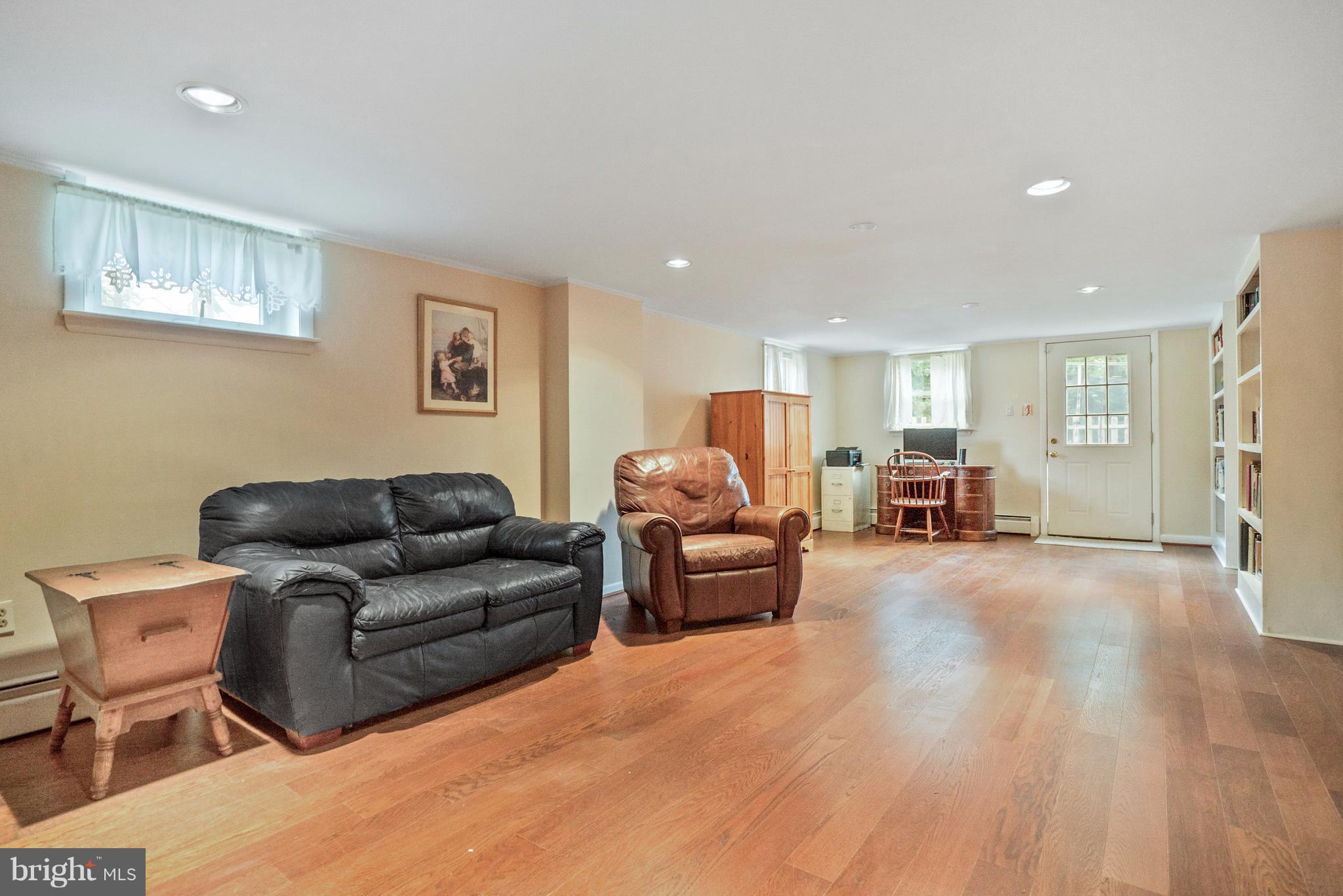 8807 Stonewall Road Manassas, VA 20110 - Photo 22 of 29 Interior (General)
