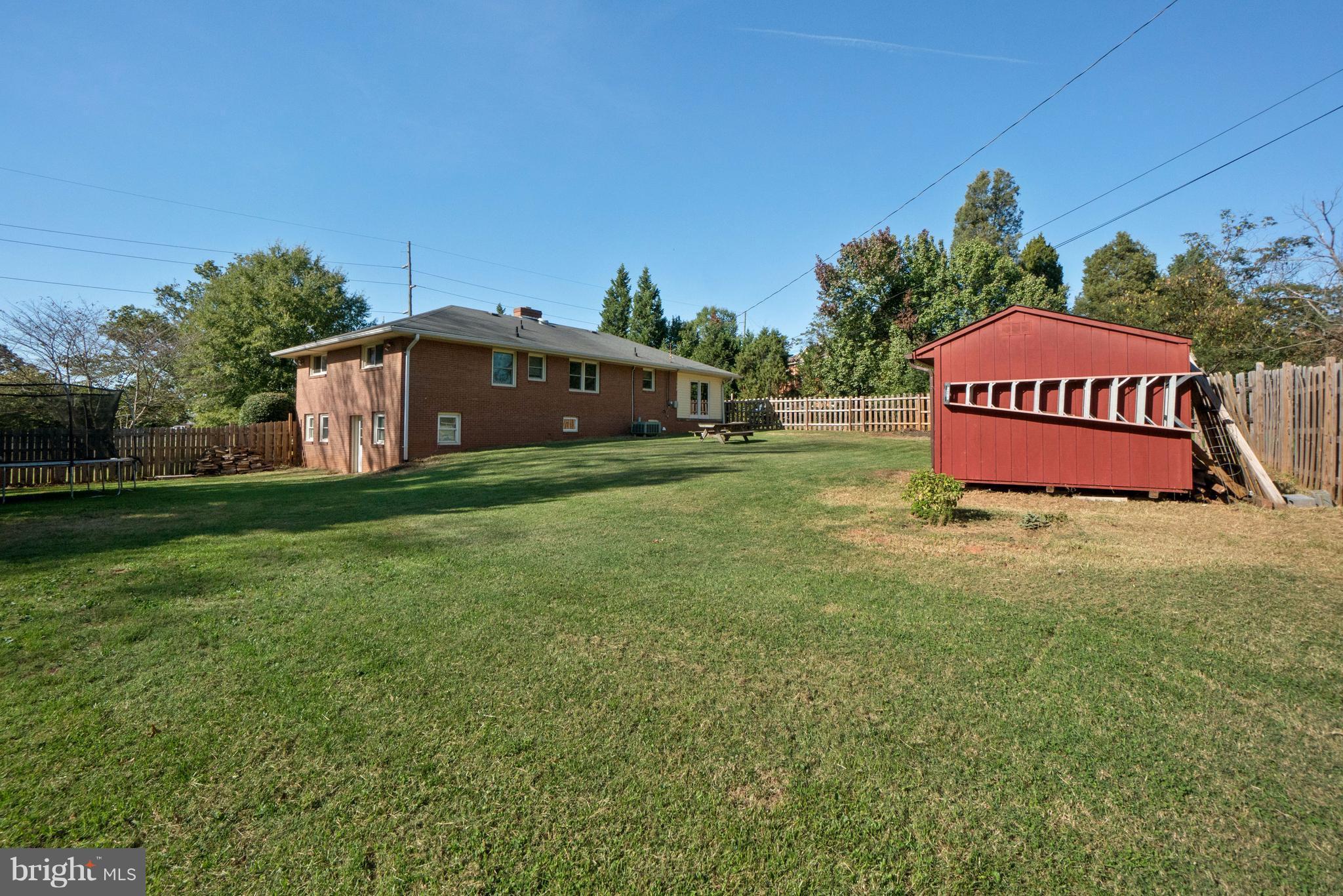 8807 Stonewall Road Manassas, VA 20110 - Photo 27 of 29 Exterior (Rear)