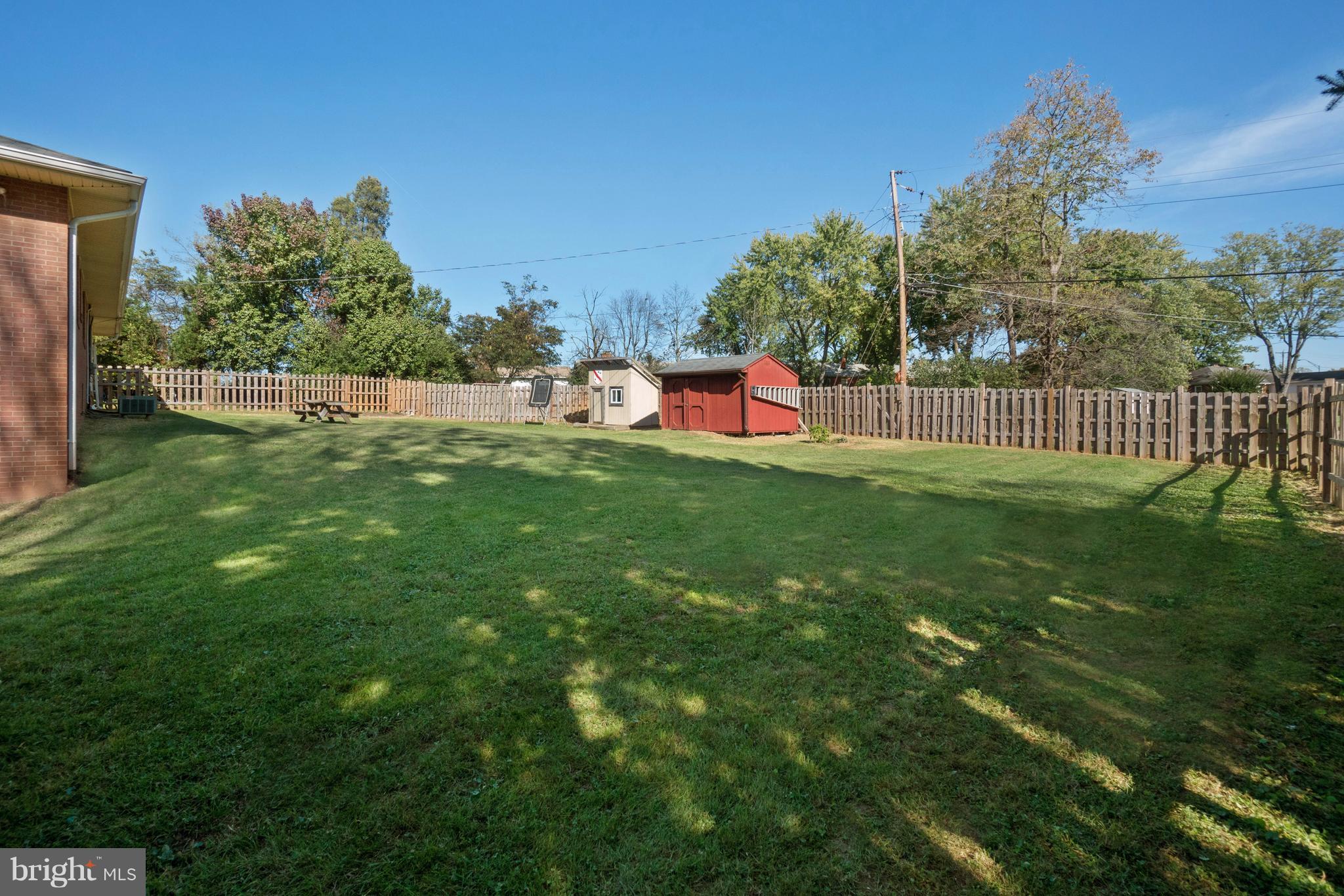 8807 Stonewall Road Manassas, VA 20110 - Photo 28 of 29 Exterior (Rear)