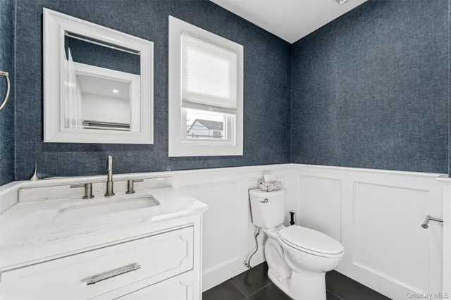 $1,850,000 | 1064 Mora Place, Woodmere, NY 11598