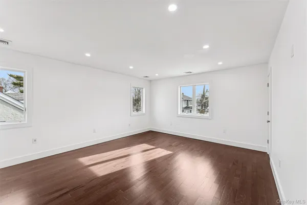 $1,750,000 | 1064 Mora Place, Woodmere, NY 11598