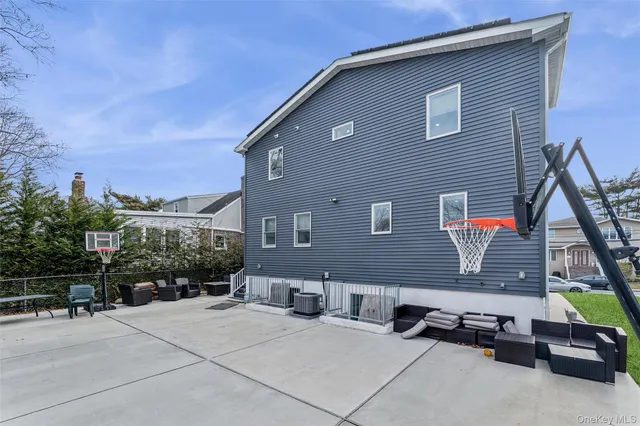 $1,850,000 | 1064 Mora Place, Woodmere, NY 11598