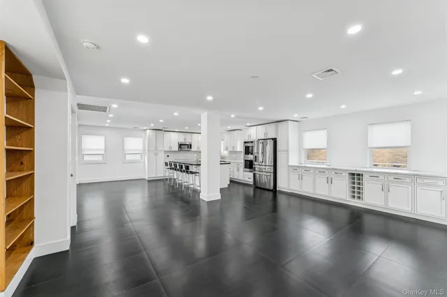 $1,850,000 | 1064 Mora Place, Woodmere, NY 11598