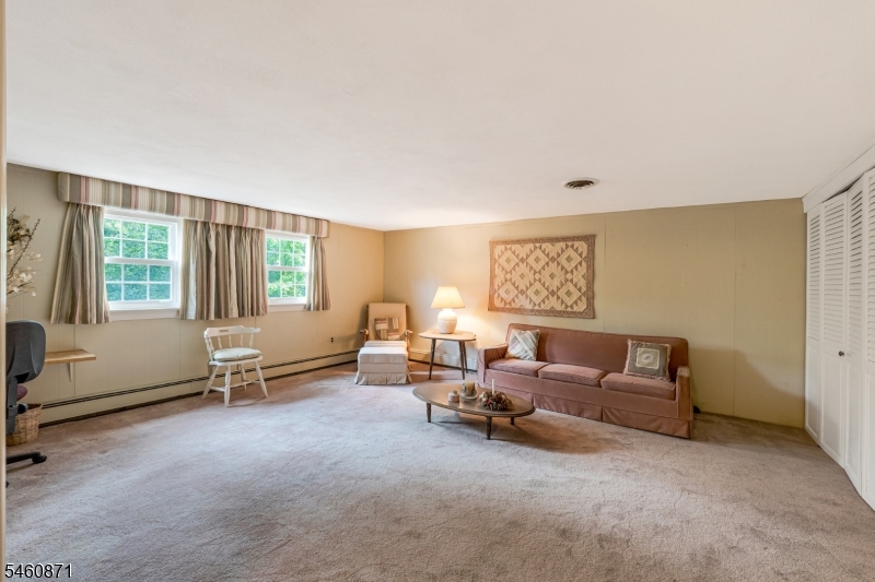 961 Sunset Ridge Bridgewater, NJ 08807 - Photo 23 of 31 Gallery Image 23