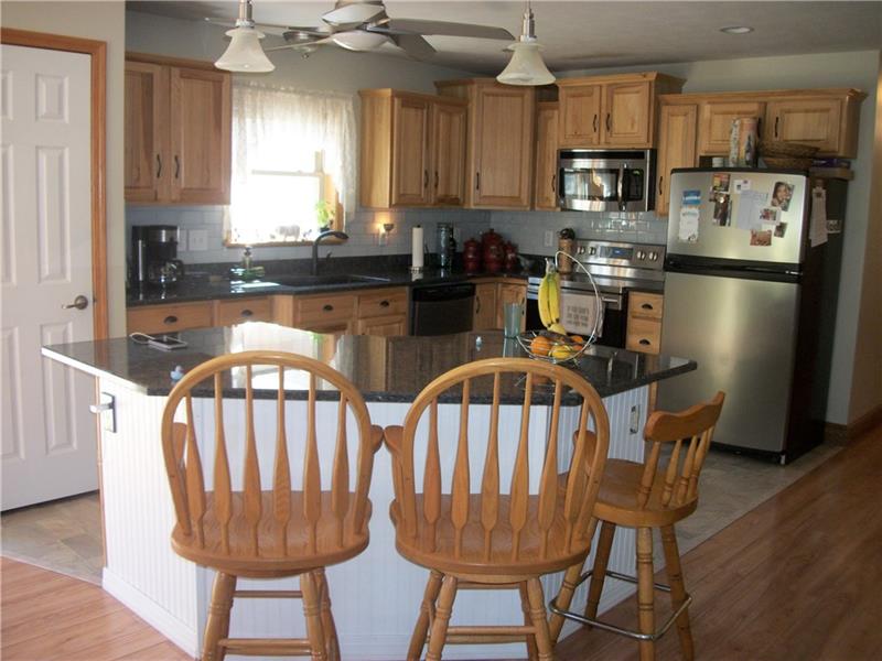227 Haines Ridge Road Mount Morris, PA 15349 - Photo 6 of 18
