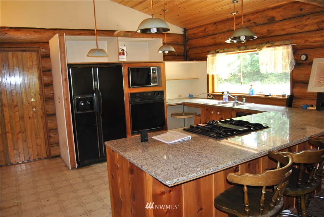 12123 Summit Lake Road Northwest Olympia, WA 98502 - Photo 14 of 22 Gallery Image 14