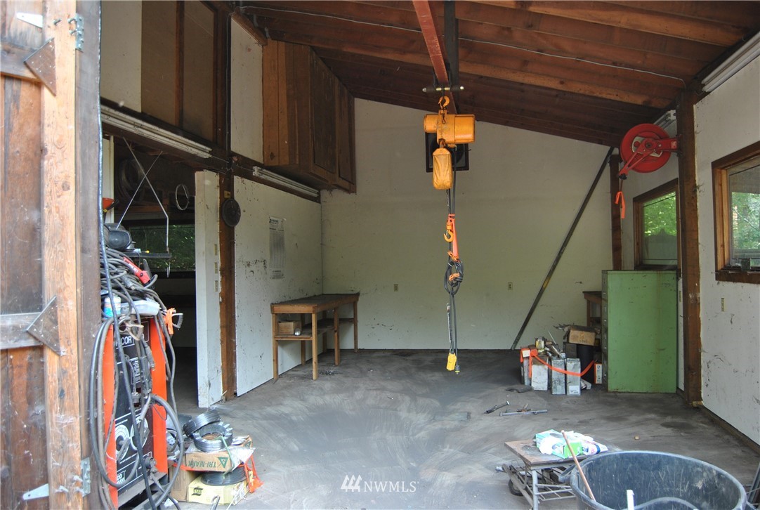 12123 Summit Lake Road Northwest Olympia, WA 98502 - Photo 20 of 22 Gallery Image 20
