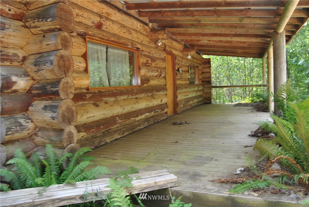 12123 Summit Lake Road Northwest Olympia, WA 98502 - Photo 5 of 22 Gallery Image 5