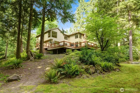 $2,150,000 | 3903 142nd Place Northeast, Bellevue, WA 98007