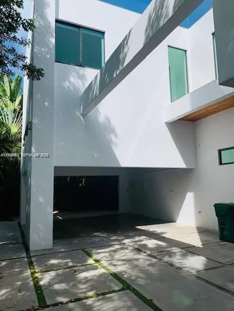 $29,000 | 785 Harbor Drive, Key Biscayne, FL 33149