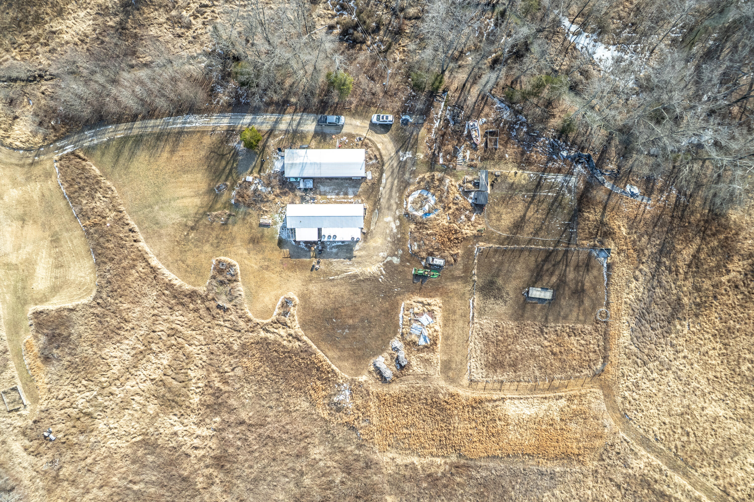 6835 Levee Road Jeffersonville, KY 40337 - Photo 23 of 29 DJI_0023