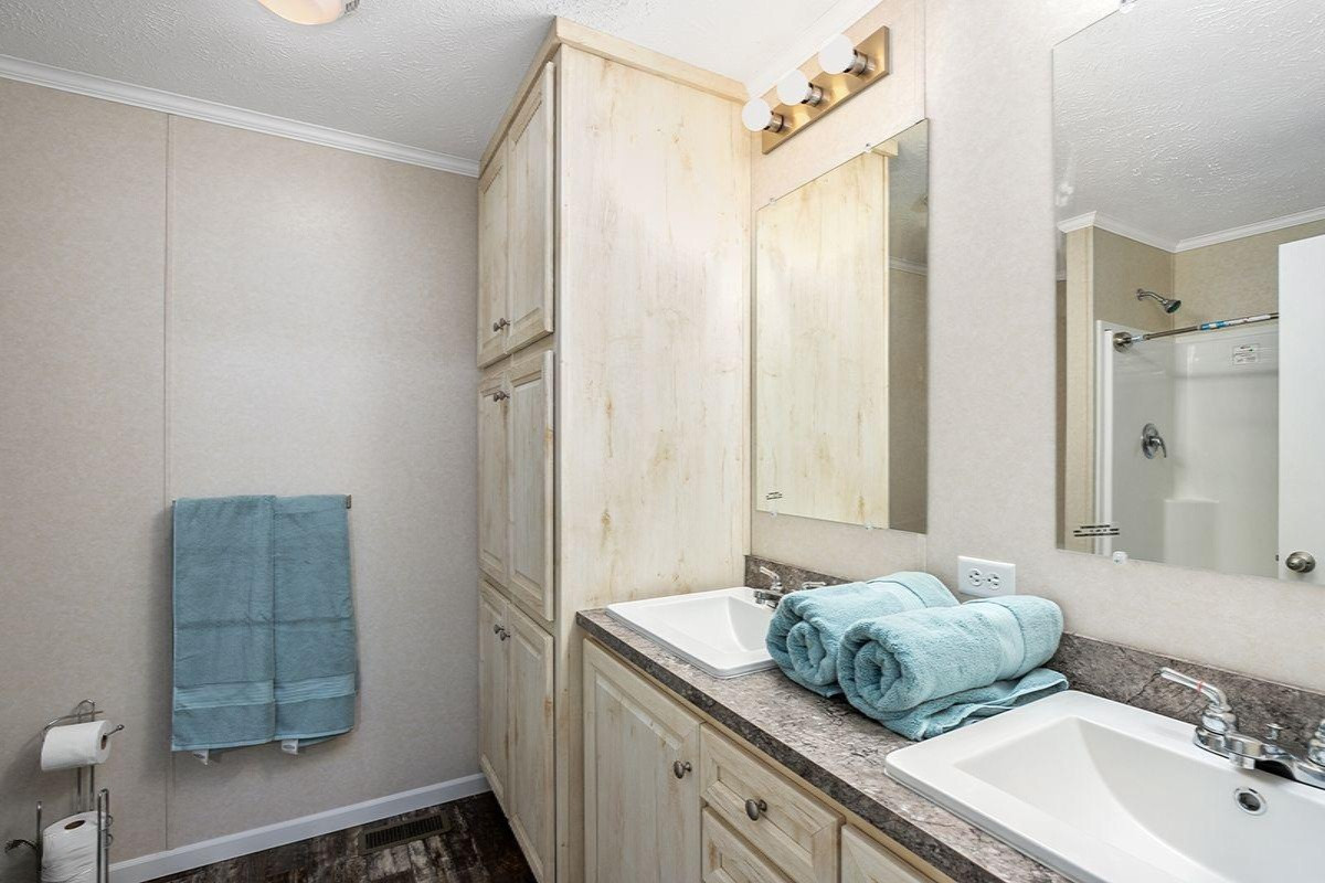 22733 Cutler Road Howard City, MI 49329 - Photo 11 of 20 7100D0CB-8EA4-4B1A-960E-52434656FE79