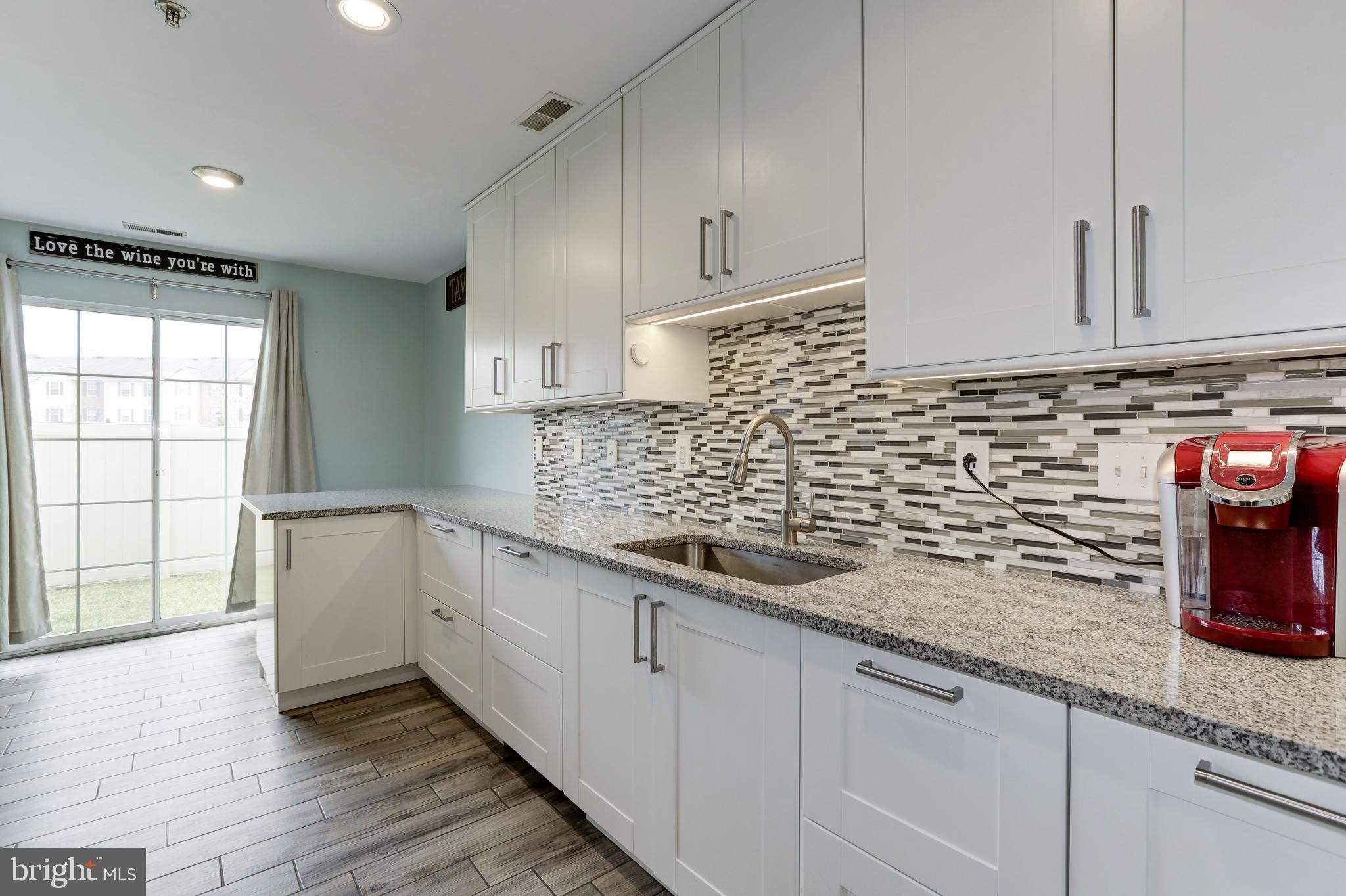 2527 Briar Ridge Lane Odenton, MD 21113 - Photo 13 of 34 Kitchen