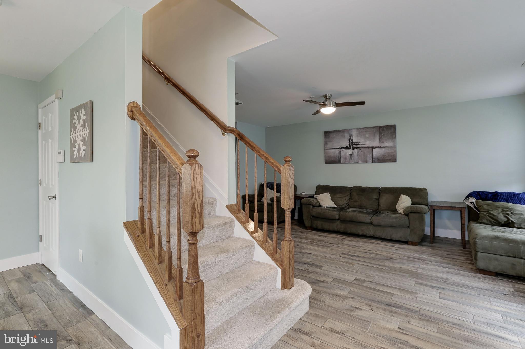 2527 Briar Ridge Lane Odenton, MD 21113 - Photo 15 of 34 Entry