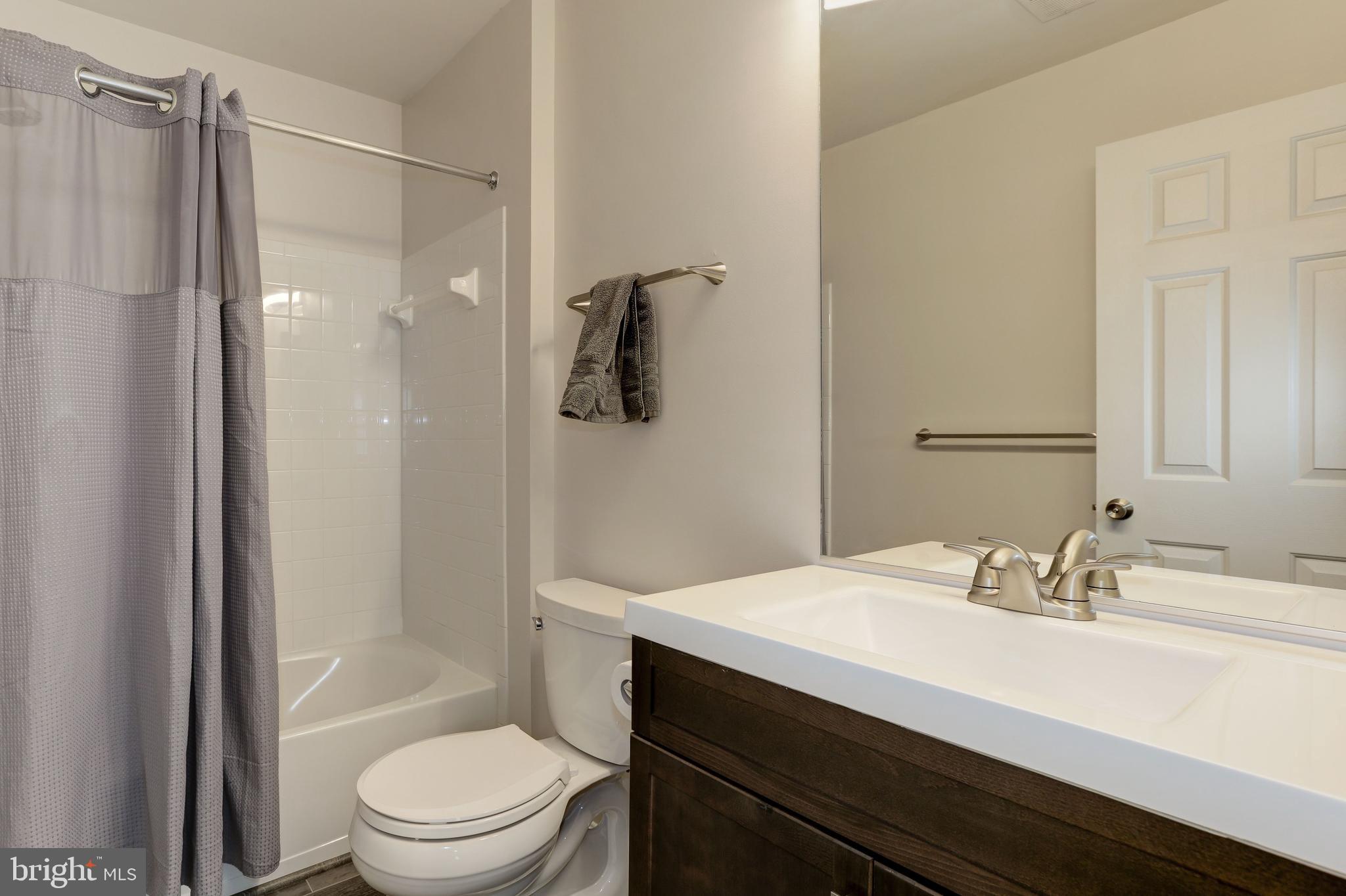 2527 Briar Ridge Lane Odenton, MD 21113 - Photo 24 of 34 Master Bathroom