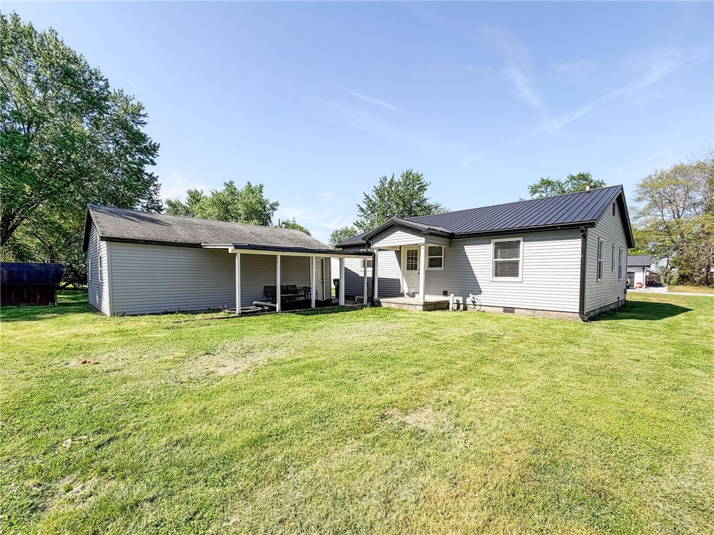 112 Northwest 4th Street Casey, IL 62420 - Photo 28 of 34