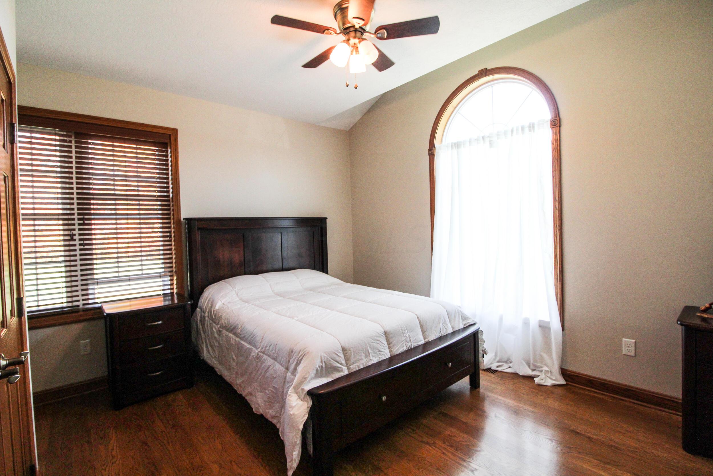 10968 Inland Road Cambridge, OH 43725 - Photo 25 of 50 Inland 24