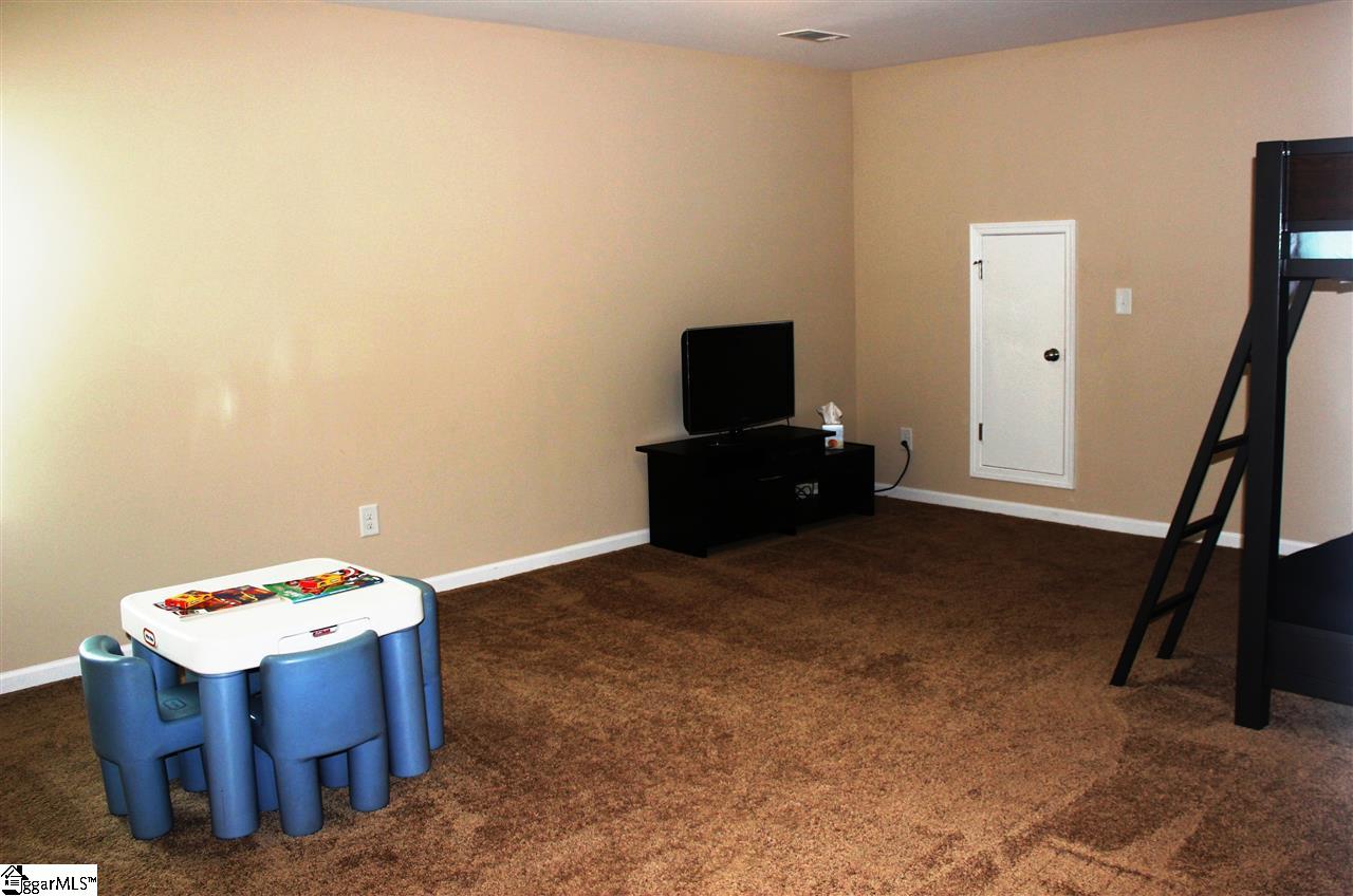 110 Remus Way Simpsonville, SC 29681 - Photo 31 of 36 Gallery Image 31