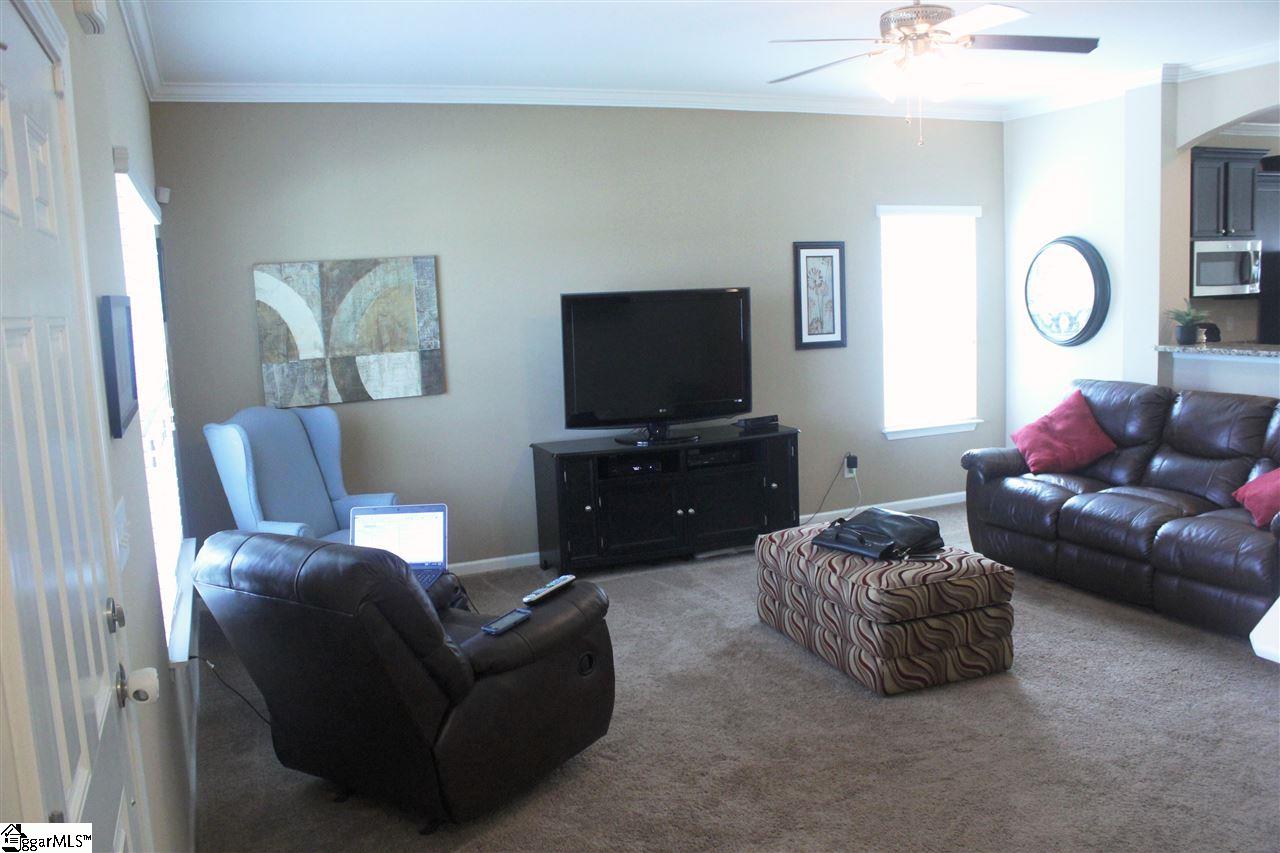 110 Remus Way Simpsonville, SC 29681 - Photo 5 of 36 Gallery Image 5