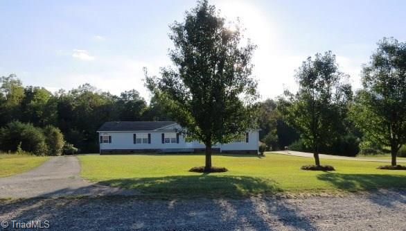 1035 Robin Road Walnut Cove, NC 27052 - Photo 2 of 23 Gallery Image 2