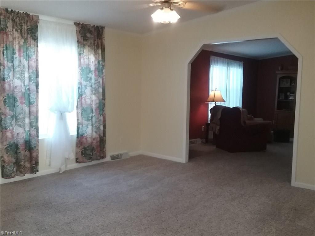 1035 Robin Road Walnut Cove, NC 27052 - Photo 13 of 23 Gallery Image 13
