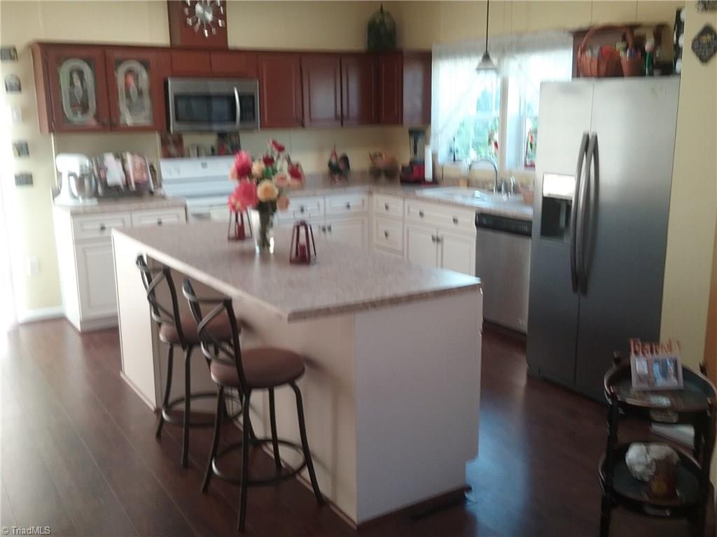 1035 Robin Road Walnut Cove, NC 27052 - Photo 17 of 23 Gallery Image 17