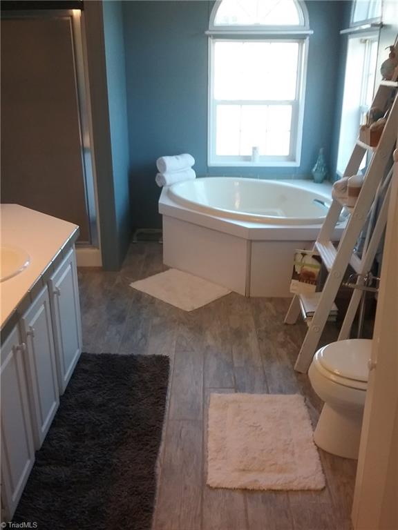 1035 Robin Road Walnut Cove, NC 27052 - Photo 8 of 23 Gallery Image 8