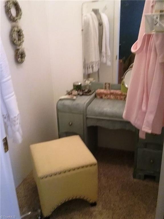 1035 Robin Road Walnut Cove, NC 27052 - Photo 9 of 23 Gallery Image 9